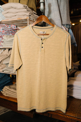Sundunes Short Sleeve Henley (Sand)