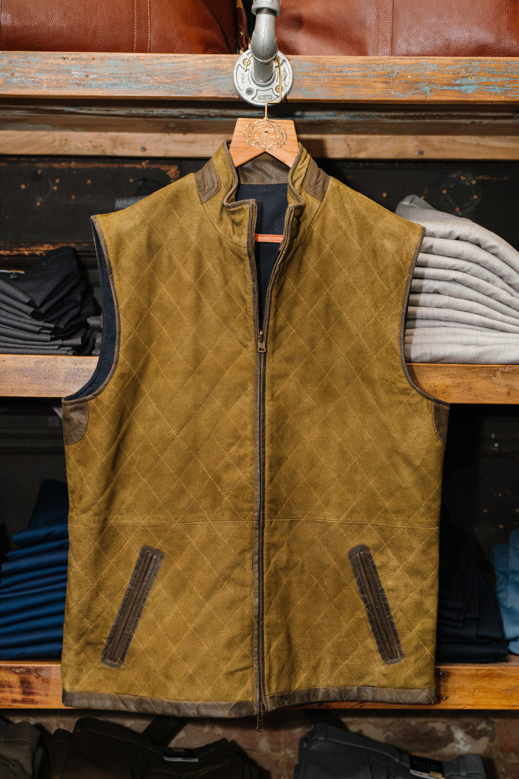 Trimmed Leather Diamond Quilt Vest (Reversible)