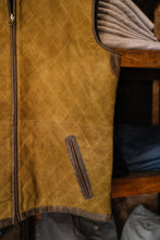 Load image into Gallery viewer, Trimmed Leather Diamond Quilt Vest (Reversible)