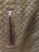 Load image into Gallery viewer, Camo Quilted Leather Vest
